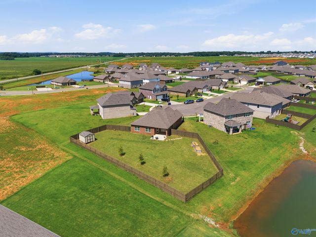211 Goldie Court, New Market, AL 35761