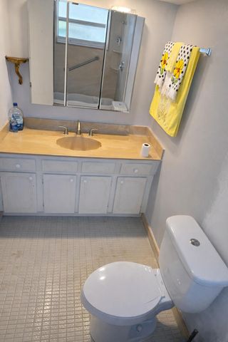 3940 NW 42nd Avenue 221, Lauderdale Lakes, FL 33319