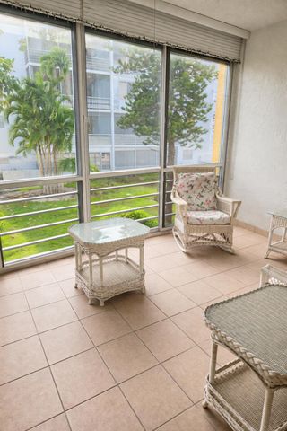 3940 NW 42nd Avenue 221, Lauderdale Lakes, FL 33319