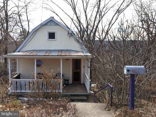 926 E A ST, Brunswick, MD 21716