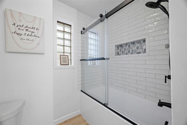 10 Hawthorne Ave, Crafton, PA 15205