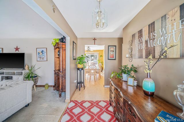 118 Moriches Avenue, Mastic, NY 11950