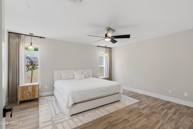 7225 E HARMONT Drive, Scottsdale, AZ 85258