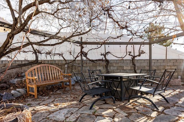 1096 E 380 N, Lindon, UT 84042