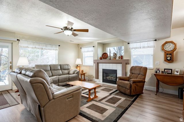 1096 E 380 N, Lindon, UT 84042