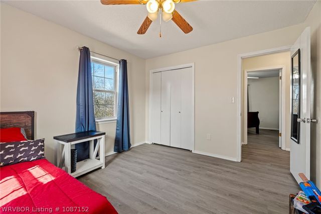 3009 Honeysuckle Drive, Sallisaw, OK 74955