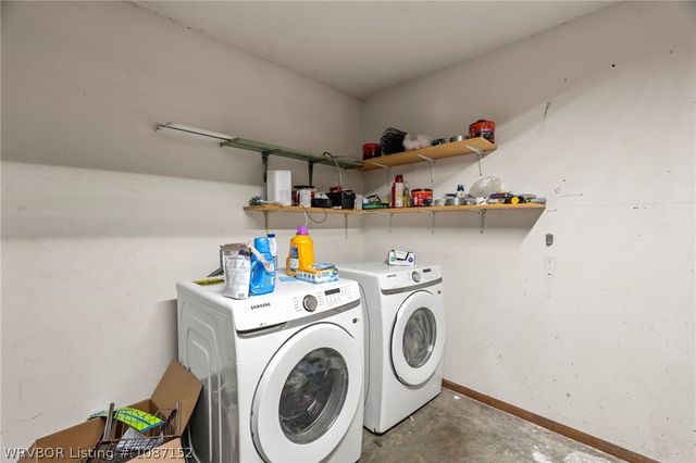 3009 Honeysuckle Drive, Sallisaw, OK 74955