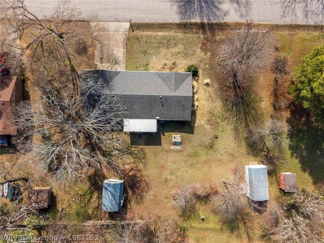 3009 Honeysuckle Drive, Sallisaw, OK 74955