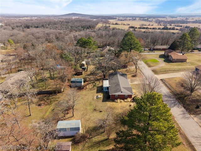 3009 Honeysuckle Drive, Sallisaw, OK 74955