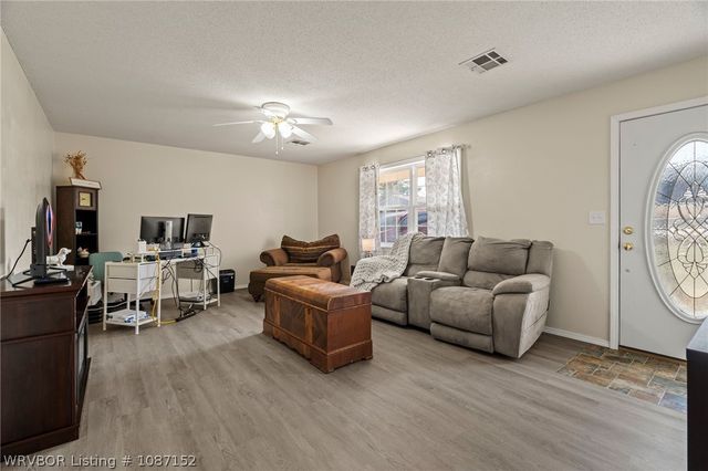 3009 Honeysuckle Drive, Sallisaw, OK 74955