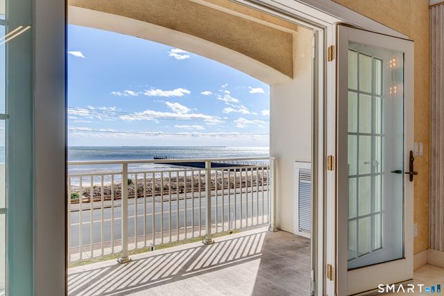 343 Beach Street APT 202, West Haven, CT 06516