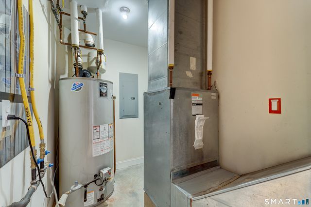 343 Beach Street APT 202, West Haven, CT 06516