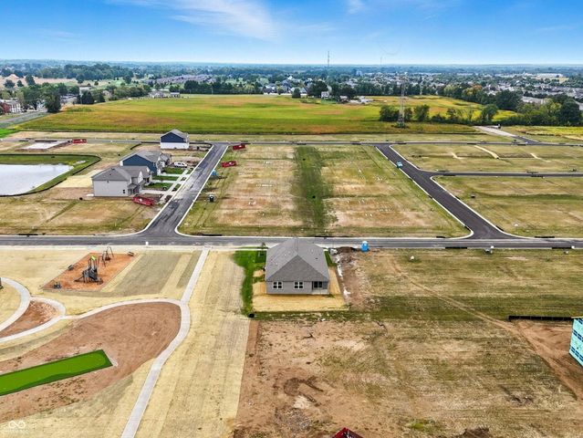 1118 Fairmount Drive, Franklin, IN 46131