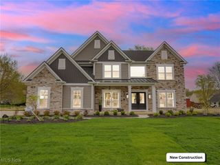 21015 Park Ridge Crossing 31, Strongsville, OH 44149