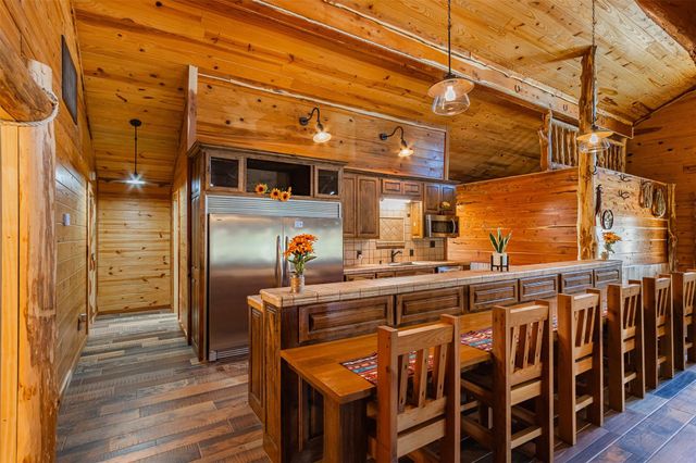 508 Hubert Cryer Road, Zavalla, TX 75980