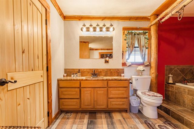 508 Hubert Cryer Road, Zavalla, TX 75980