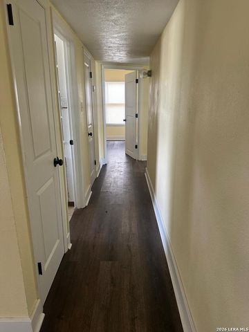 462 Hialeah, San Antonio, TX 78218