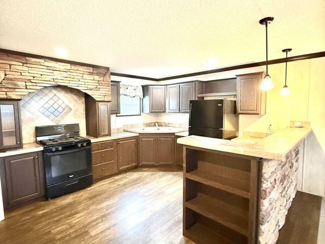 249 Todd Terrace, Lynwood, IL 60411