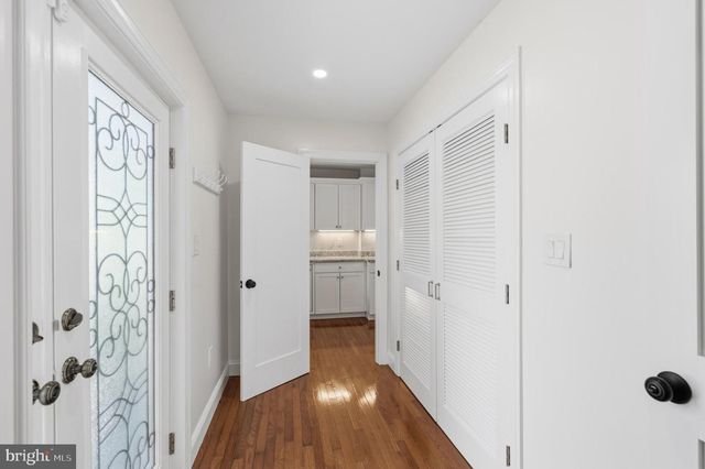 6634 HARRIETT ST, Falls Church, VA 22042