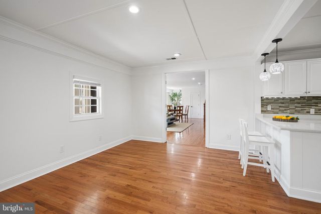 6634 HARRIETT ST, Falls Church, VA 22042