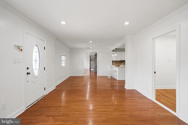 6634 HARRIETT ST, Falls Church, VA 22042