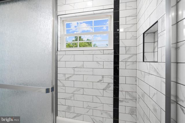 6634 HARRIETT ST, Falls Church, VA 22042