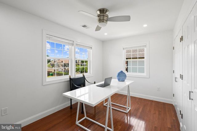 6634 HARRIETT ST, Falls Church, VA 22042