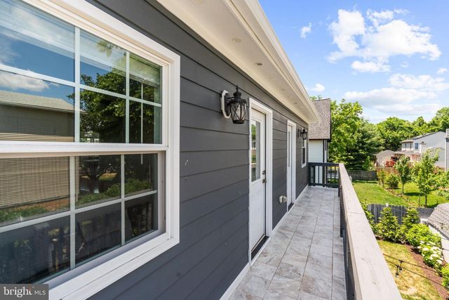 6634 HARRIETT ST, Falls Church, VA 22042