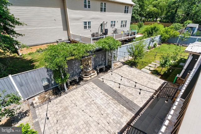 6634 HARRIETT ST, Falls Church, VA 22042