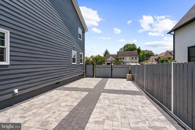 6634 HARRIETT ST, Falls Church, VA 22042