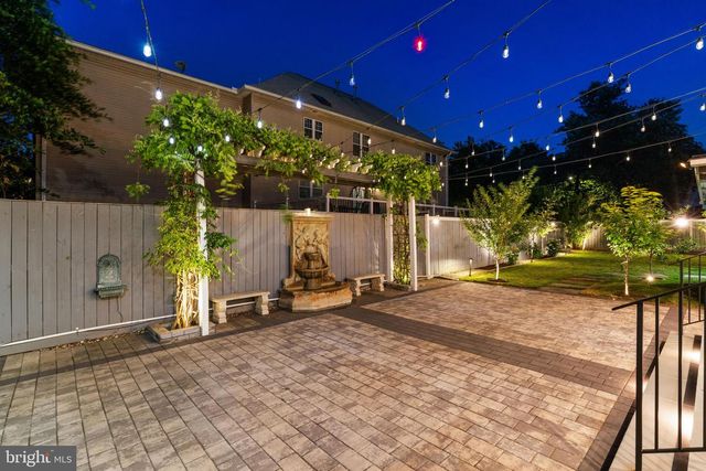 6634 HARRIETT ST, Falls Church, VA 22042
