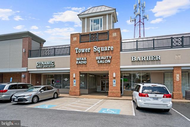 6634 HARRIETT ST, Falls Church, VA 22042