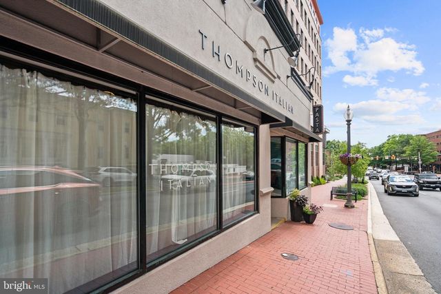 6634 HARRIETT ST, Falls Church, VA 22042