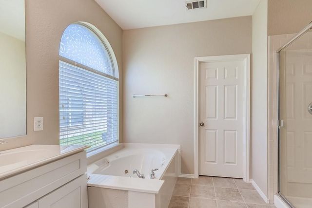 9937 Appletree Way, Fort Worth, TX 76244