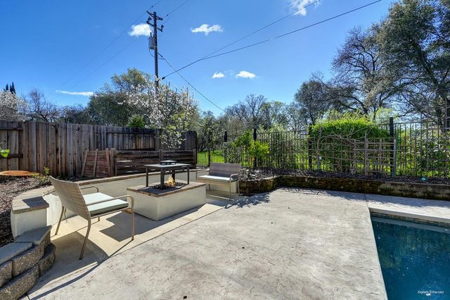 5363 Brookfield Cir, Rocklin, CA 95677