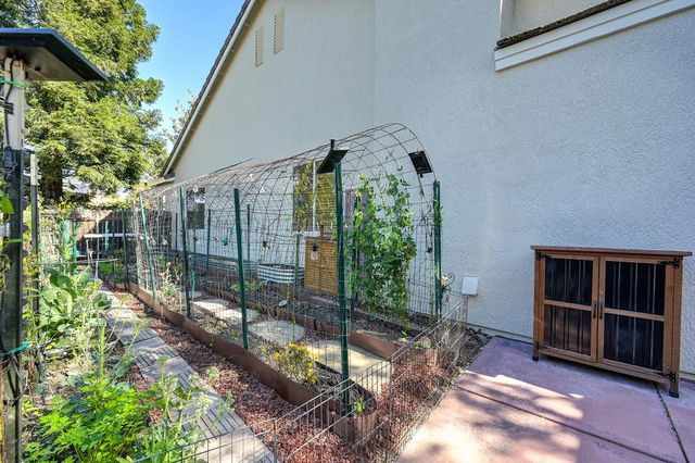 5363 Brookfield Cir, Rocklin, CA 95677