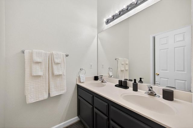 5363 Brookfield Cir, Rocklin, CA 95677