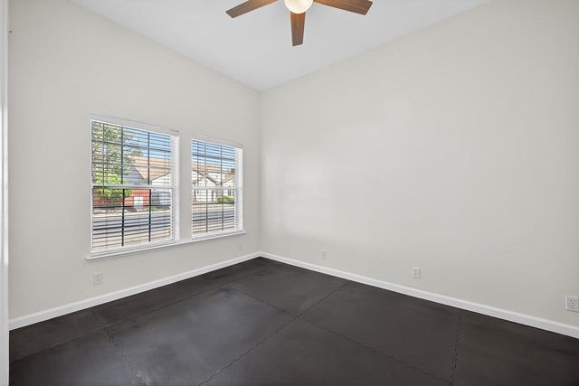 5363 Brookfield Cir, Rocklin, CA 95677