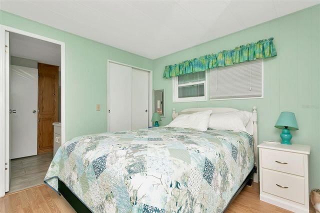 5690 FORSYTHIA ROAD, Venice, FL 34293