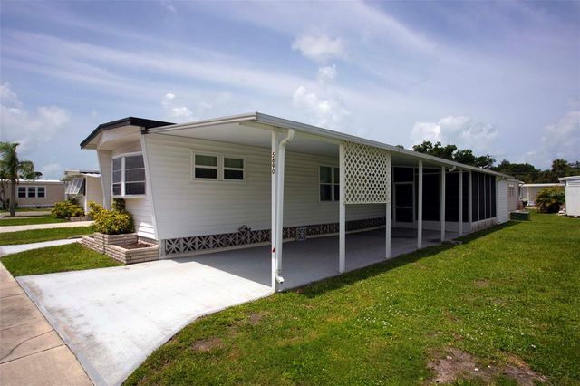 5690 FORSYTHIA ROAD, Venice, FL 34293