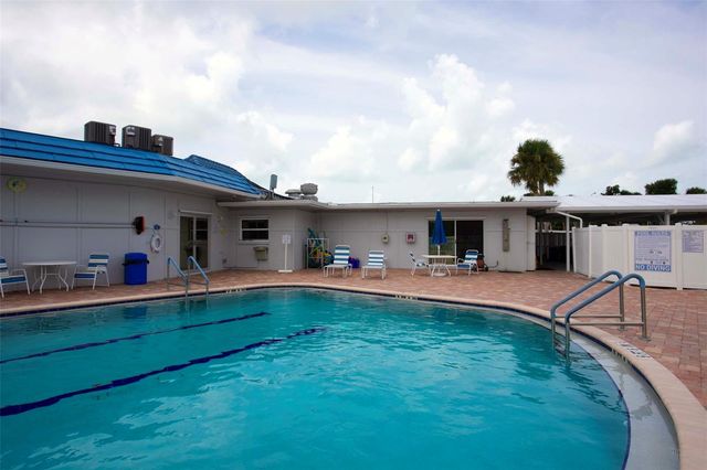 5690 FORSYTHIA ROAD, Venice, FL 34293