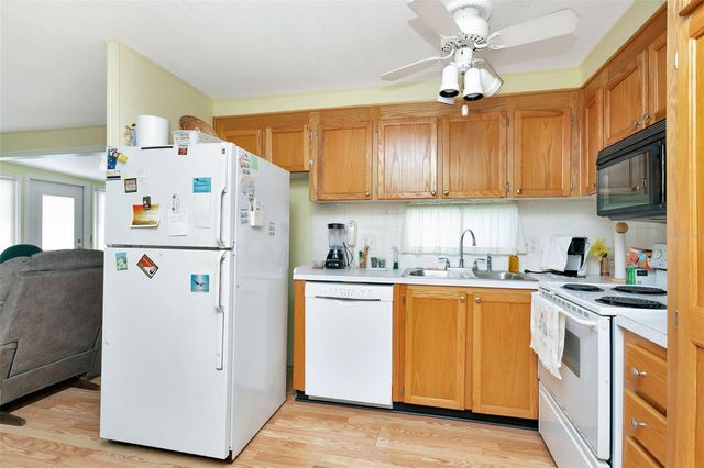 5690 FORSYTHIA ROAD, Venice, FL 34293