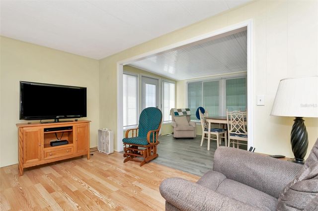 5690 FORSYTHIA ROAD, Venice, FL 34293