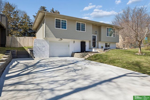 6508 S 139th Avenue Circle, Omaha, NE 68137