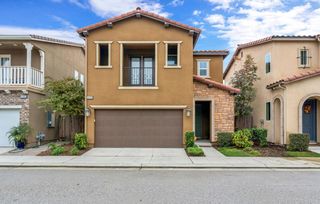 6095 E Bishop Lane SE, Fresno, CA 93727