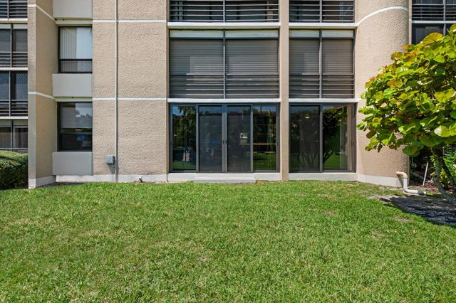 3412 NE Causeway Boulevard 102, Jensen Beach, FL 34957