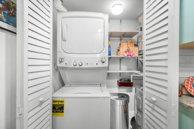 3412 NE Causeway Boulevard 102, Jensen Beach, FL 34957