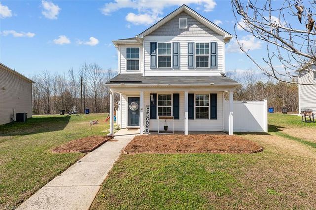 1751 Overcreek Circle, Winston-salem, NC 27127