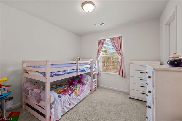 1751 Overcreek Circle, Winston-salem, NC 27127