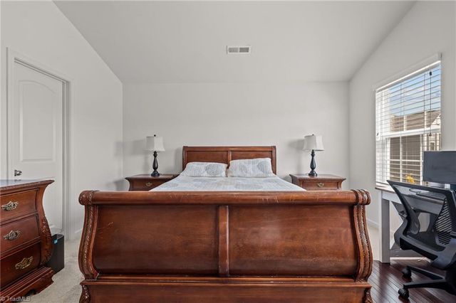 1751 Overcreek Circle, Winston-salem, NC 27127